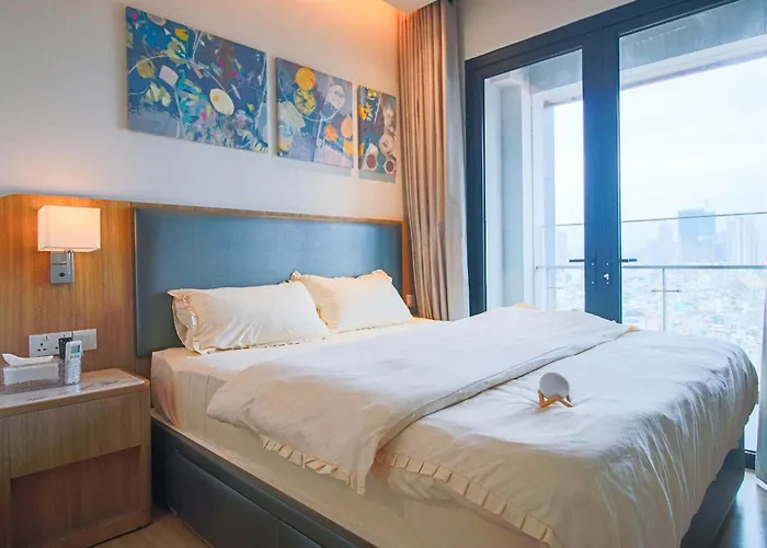Lusso Suites - D1Mension & Zenity Residence, Sg'S Heart